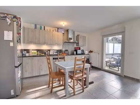 appartement 4p 80 22 m² avec terrasse + garage à le champ-pres-froges (38190)