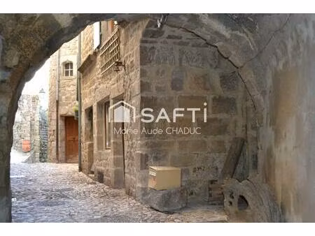 maison t6-157 m2 avec terrasse et jardin - centre historique