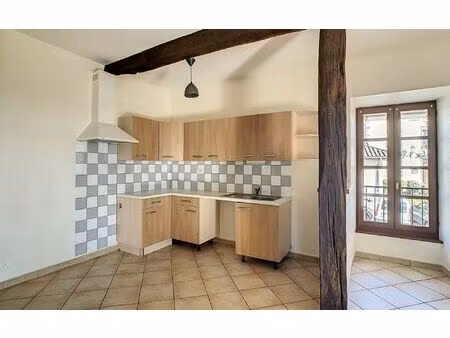 location maison  72 m² t-3 à reilhac  560 €