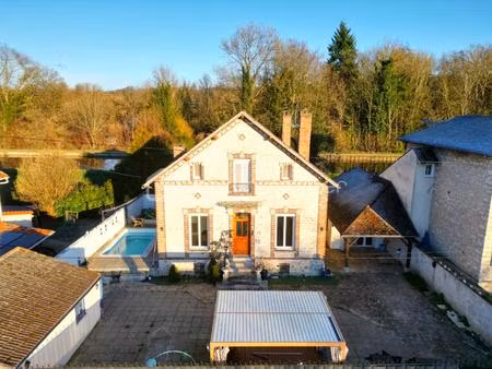 maison en pierre de 122 m² à saint-pierre-les-nemours