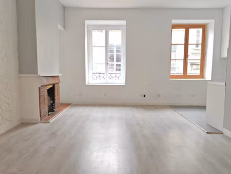 bordeaux centre ville appartement deux pieces lumineux et tr