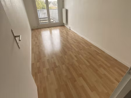 bel appartement 2 pièces résidence paisible à livry-gargan