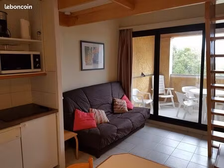 les parcs de grimaud - appartement 3 couchages - parking sécurisé - 1km port grimaud