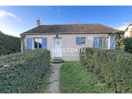 proche nonancourt maison plain-pied 5 pièces  terrain clos 1800m2  garage fermé