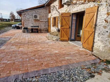 maison à la campagne