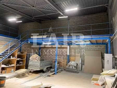 location bureaux et commerces à alençon (61000) : à louer / 200m² alençon