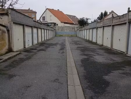 location parking marcq en baroeul 59700