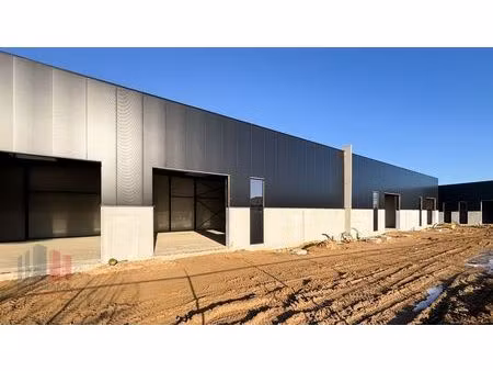 surface industrielle à louer à z.3 doornveld 55 zellik (rbu94941)