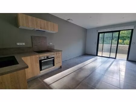 location appartement 2 pièces 40m²