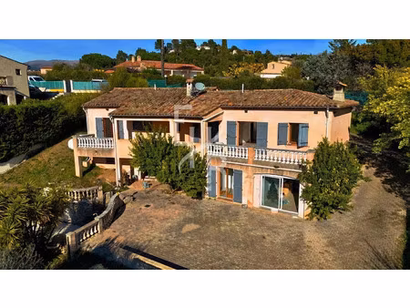 vente maison 8 pièces 220 m² peymeinade (06530)
