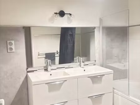 location appartement 3 pièces 80 m² à ajaccio (20000)