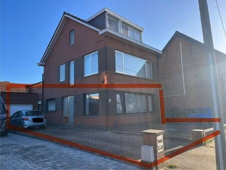 appartement te koop in wommelgem met 2 slaapkamers