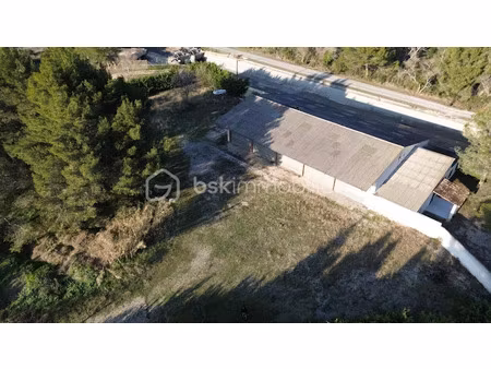 vente maison 1 pièce 400 m² à cheval-blanc (84460)  430 000 €