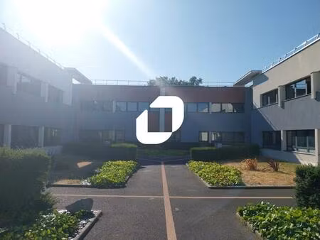 location bureau saint herblain 44800