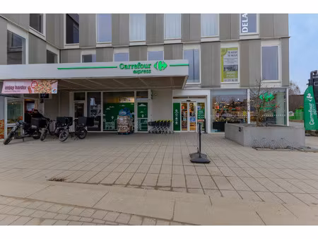 commercieel te koop in sint-pieters-leeuw