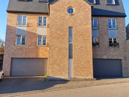 appartement 2ch. avec grand jardin  terrasse rt garage