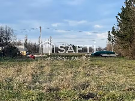 vente terrain 1300 m² à castelsarrasin (82100)  54 000 €