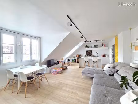 ? appartement f4 d’exception – 77 m² loi carrez / 99 m² utiles au sol – bailly-romainvilli