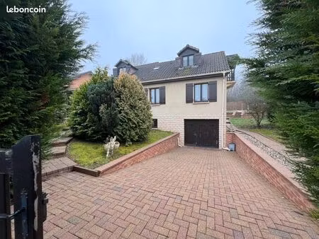 maison 7 pièces 155 m²