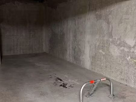 place de parking/garage à samoens