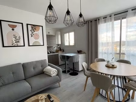 ? t3 lumineux 60m² avec vue exceptionnelle sur les pyrénées – mourenx (64150)
