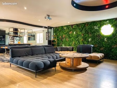 maison meublée 170 m2 + hangar 200 m2