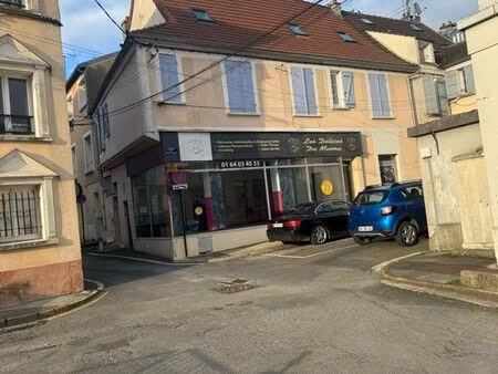 local commercial coulommiers