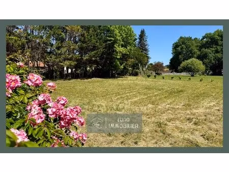 sabres - terrain constructible - 752m2 - landes (40) - aquitaine