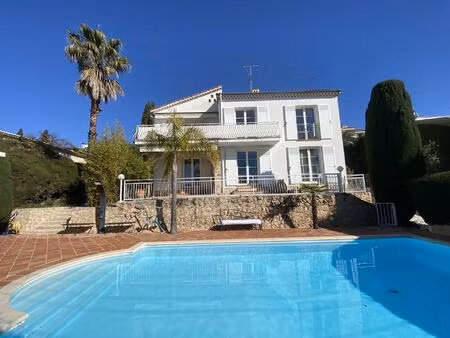 vence l'ara - emplacement de choix pour cette belle villa de 200 m2