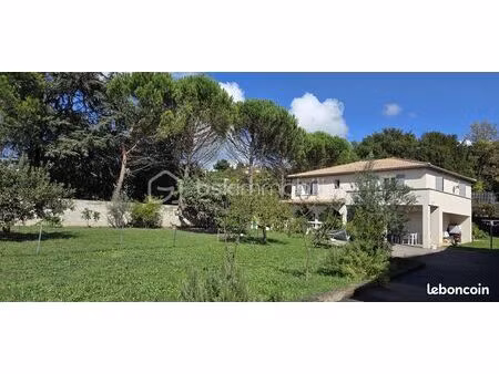 maison 7 pièces 180 m²