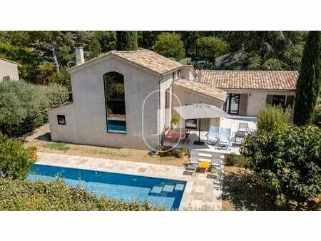 villa de luxe à vendre à lourmarin : 966 000 € | 177m²