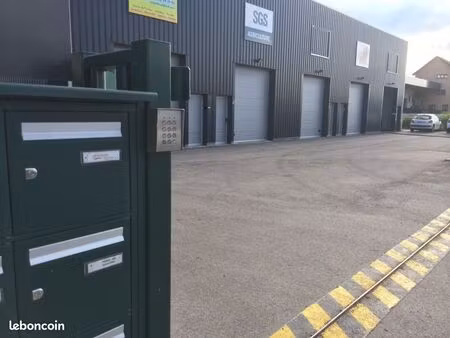 garde meuble box de stockage