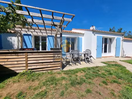 vente maison 4 pièces 135 m2 à saint-urbain