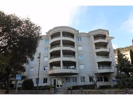 location garage 12 m² à bastia (20200)