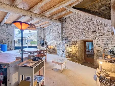 vente maison 6 pièces 235 m² à sévérac-le-château (12150)  235 000 €
