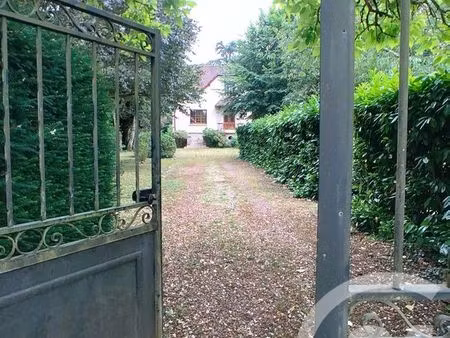 maison à vendre - 8 pièces - 266 01 m2 - villedomer - 37 - centre