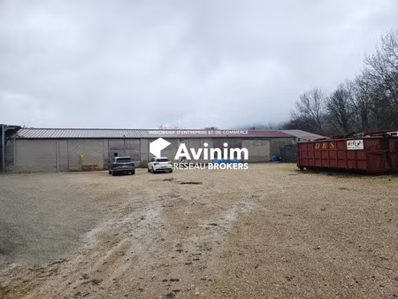 entrepot de 400m2 sur 2600 m2 - mandat 9516