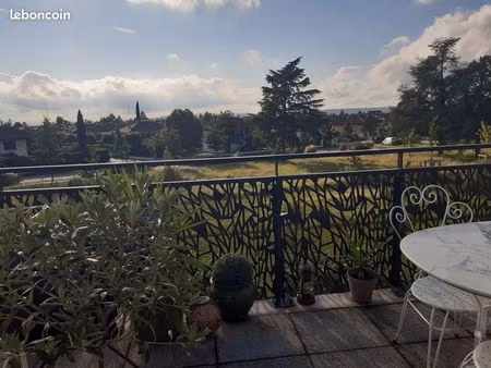 a vendre t3 meyzieu proche gd large