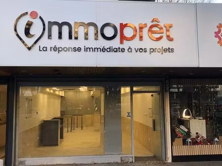 local commercial a louer 100m2 prado