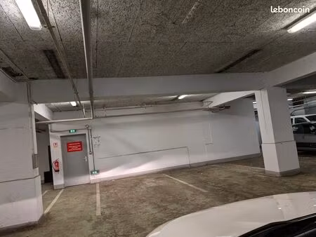 place de parking à vaise