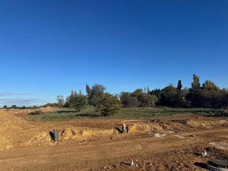 terrain constructible viabilisé à vendre