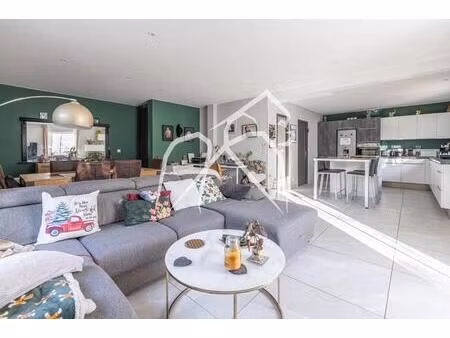 villa familiale + 2 logements indépendants – piscine – terrain 1 000 m²- montbazin (34560)