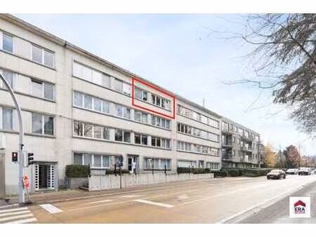 appartement rénové à sint-pieters-leeuw