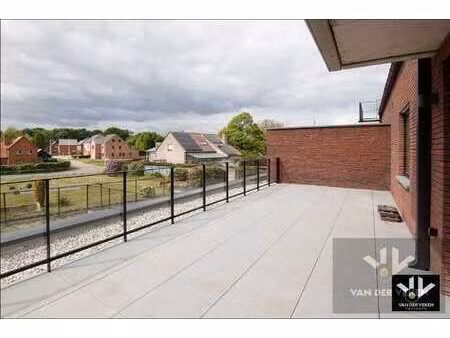 ruim nieuwbouwappartement met 2 slaapkamers en riant terr...