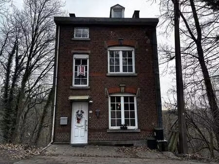 maison 4 façades avec jardin  4 chambres  bureau et garage