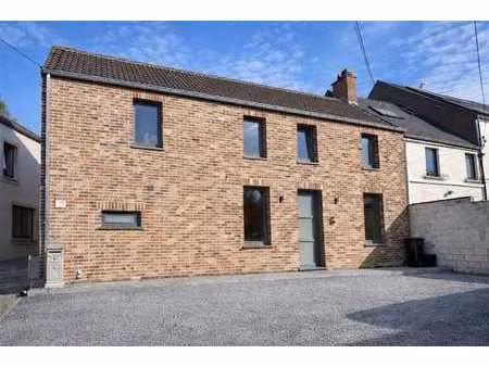 charmante maison 3 façades - 4 chambres