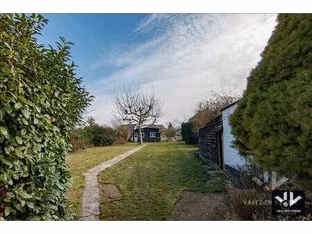 bouwgrond +- 10 aren (huidige woning wordt afgebroken doo...