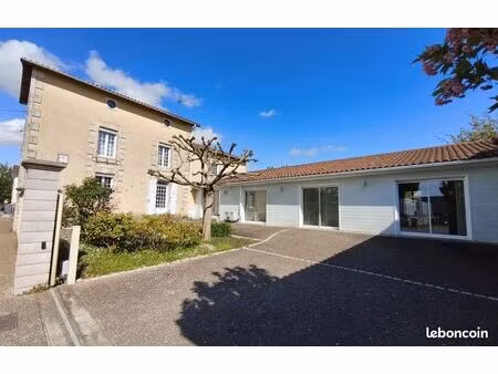 maison 9 pièces 229 m²