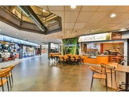 superbe surface commerciale de 84 m² avec bon rendement loca