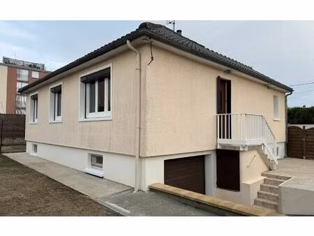 location maison  77 m² t-4 à saint-just-en-chaussée  1 100 €